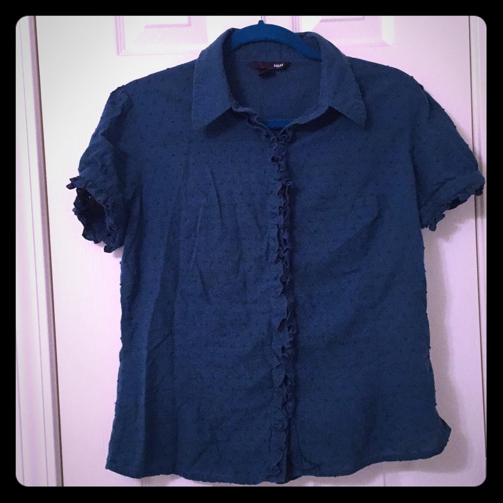 🔥H&M ruffled blouse